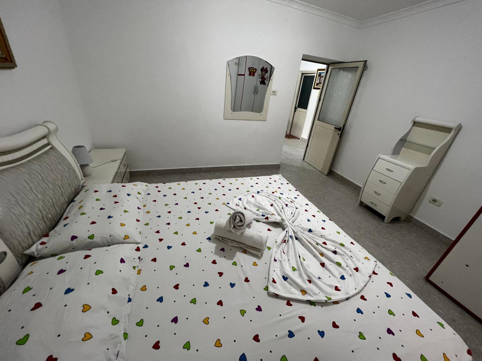 Boulevard Apartment Тирана Экстерьер фото