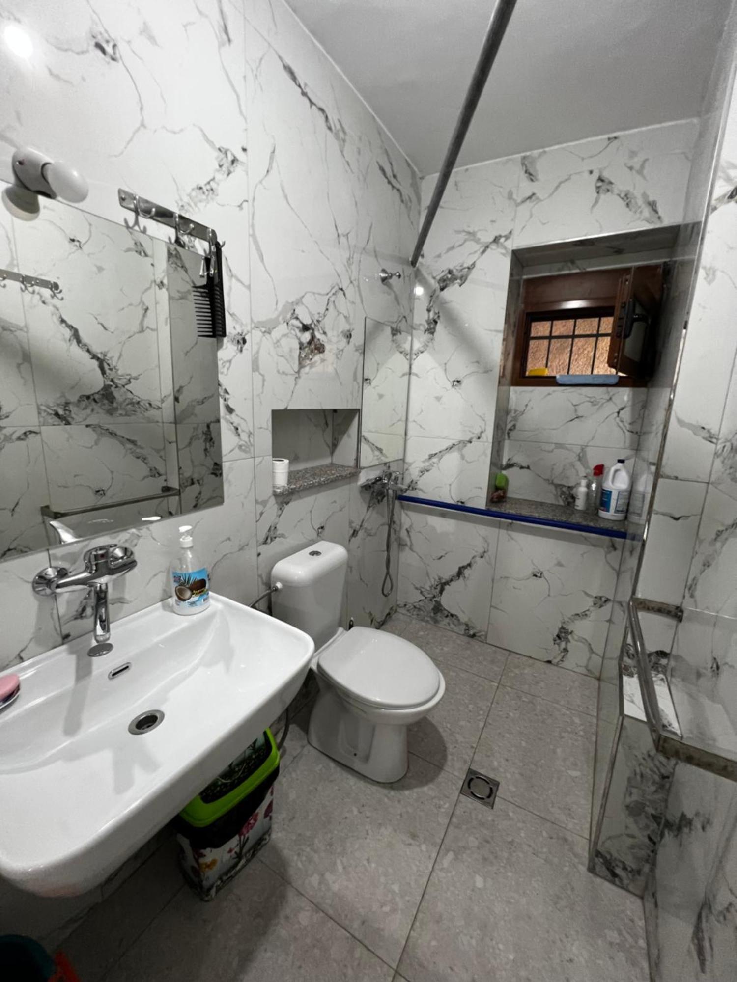 Boulevard Apartment Тирана Экстерьер фото